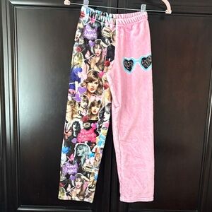 Taylor Swift Graphic Lounge Pants